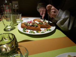 Raw-Veggie-Burrito at Veggies on Fire in The Hague