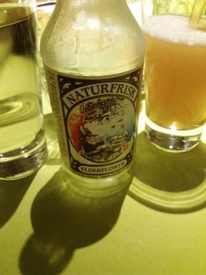 Elderflower Lemonade at Veggies on Fire in The Hague