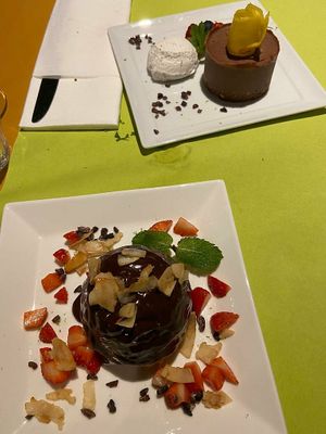 Fantastische desserts! 😍 at Veggies on Fire in The Hague