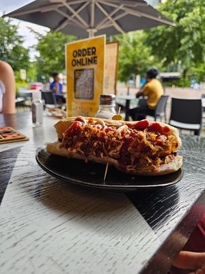 Coloured hordog at Vegan Pirates by CloudEatery in Berlin