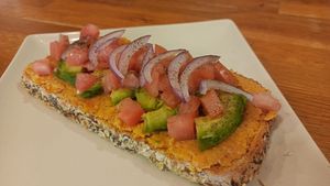 ¡Tostas y desayunos deliciosos! Pensado para todos at Clásica Cafe in Arroyo De La Miel