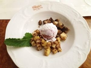 Eis at Die Weinstube Nachhaltig Geniessen in Zeltingen