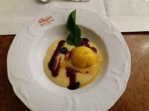 Zitronenpolenta at Die Weinstube Nachhaltig Geniessen in Zeltingen