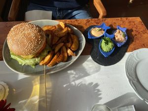 No-Chicken burger at Die Weinstube Nachhaltig Geniessen in Zeltingen