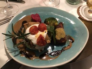 Weinstube Hauptgang at Die Weinstube Nachhaltig Geniessen in Zeltingen