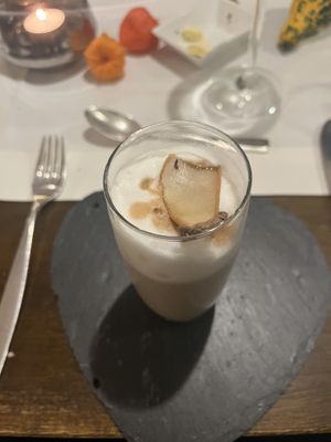Kräuterseitling Cappuccino   at Die Weinstube Nachhaltig Geniessen in Zeltingen