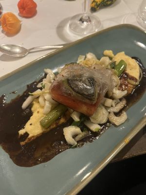 Geräucherte Wassermelone (war das beste, was ich in 3 Jahren vegan jemals gegessen habe) mit Trüffel Polenta, Bratensauce und Lauch  at Die Weinstube Nachhaltig Geniessen in Zeltingen