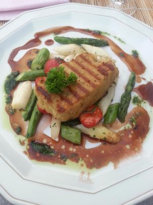 Main-Dish (Saitan) at Die Weinstube Nachhaltig Geniessen in Zeltingen