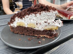 Maulwurfshügel Kuchen  at STAY - bleibdochnoch in Leipzig