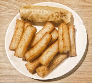 Vegan fried carrot cake stick and popiah at SIN - Yin Sun Snack - T1 in East Singapore