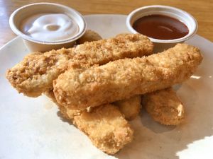 Crispy Chill Out Wings w/ vegan ranch, bbq at Veggie Grill in Encino