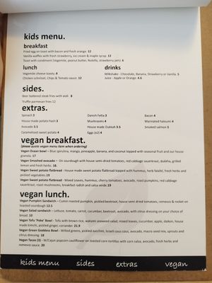 Vegan breakfast and lunch options at Cafe Mocha in Bateau Bay