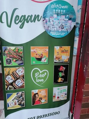 outside of the store at SUPER PRO in Puerto Baquerizo Moreno