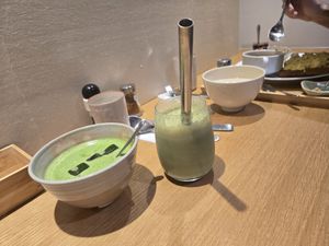 Matcha Latte and Green Smoothie at The Kind  in Kyoto