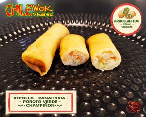 Vegan Spring Rolls at Chilewok Meat & Vegan - Reino del Aji in La Serena
