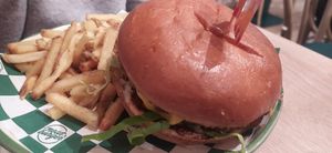  at Neat Burger - Merlata Bloom in Milan