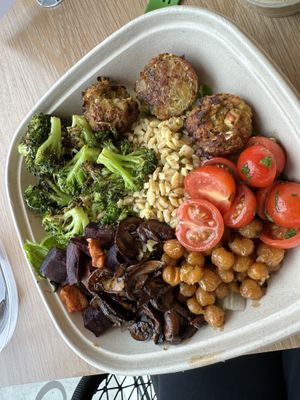  #Veganuary at Rooted3 in Bethesda