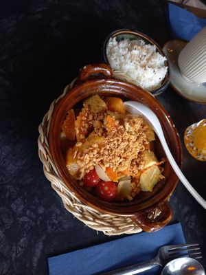 Blumenkohl Tofu Curry at Nikko Sushi Ramen & Vegan in Bamberg