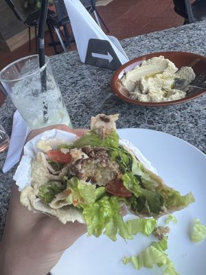 Yumi  at Habibi Restaurant in Ciudad Del Este