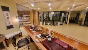  at JustBe Temple - 홍대선원 in Seoul