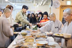  at JustBe Temple - 홍대선원 in Seoul