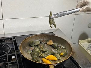 tteok(Korean traditional rice cake) made by foreigner guests at JustBe Temple - 홍대선원 in Seoul