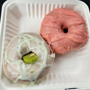 Kiwi lime and strawberry rhubarb vegan donuts at Tangerine in Regina