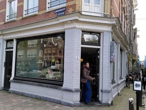 Façade at Saint-Jean Deli in Amsterdam