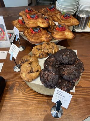 Offering Friday 31 May 2024  at Saint-Jean Deli in Amsterdam