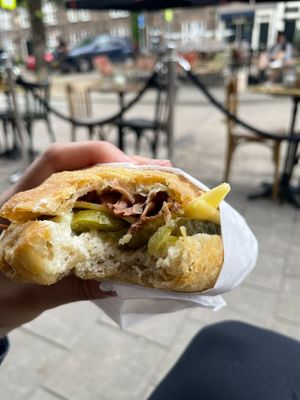 This was a tasty American style filling at Saint-Jean Deli in Amsterdam