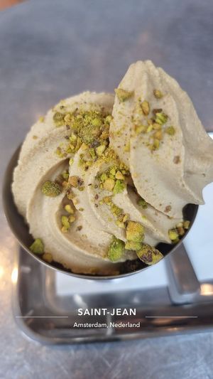  at Saint-Jean Deli in Amsterdam