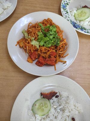 Mama mee goreng at Puspamalar Food Corner in Penang