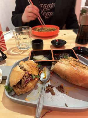 Vietnamese torta 10/10  at Godzu Cocina Asiática in Mexico City