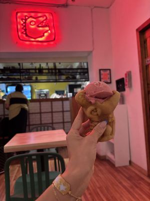 Dino strawberry ice cream   at Godzu Cocina Asiática in Mexico City