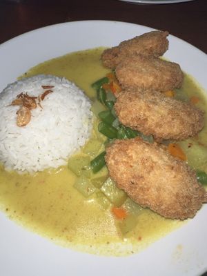 Tempeh katsu curry  at Warung Tumpang Sari Lembongan in Penida Island