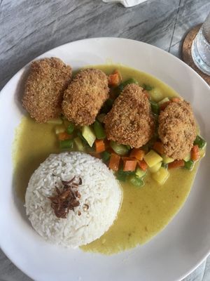 Tempeh Katsu Curry  at Warung Tumpang Sari Lembongan in Penida Island