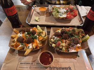 Baked potato and fries   at Frittenwerk - Karmarschstraße in Hannover