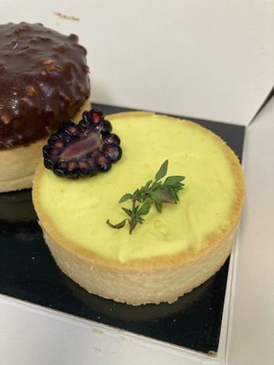 Lemon tart at Julietta Pastry and Lab in Rome