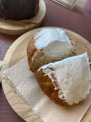 Maritozzo  at Julietta Pastry and Lab in Rome