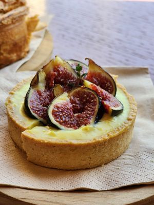 Fig tart at Julietta Pastry and Lab in Rome