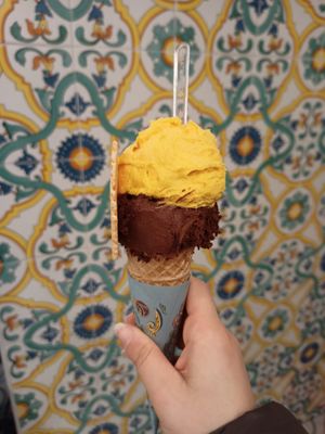 Mango and Choco of modica at Don Peppinu  in Catania