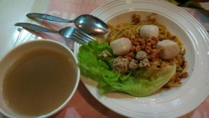 mock fish ball noodle at Veggie Cottage in Central Singapore