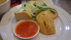 Crispy tofu with chili dip at Veggie Cottage in Central Singapore