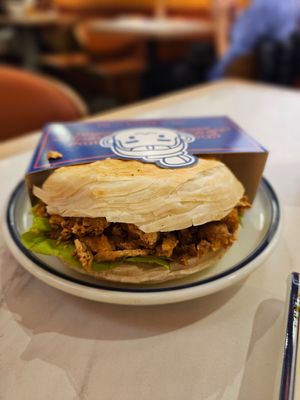 Chin Burger with tofu at Chin Burger 秦堡 in Cologne