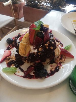 The vegan pancakes at Brunchit in Marbella