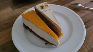 Mango cheesecake and carrot cake at Plants & Flours in Berlin