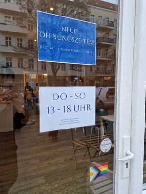 Öffnungszeiten at Plants & Flours in Berlin