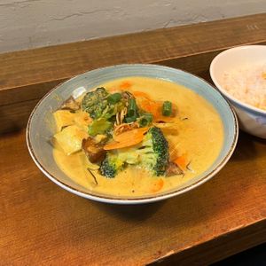Golden curry with veg/tofu (vegan on request) at Phat Kaphrao in Toronto