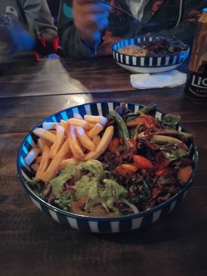 Serving much bigger than looks in photo at Themparadu in Nuwara Eliya