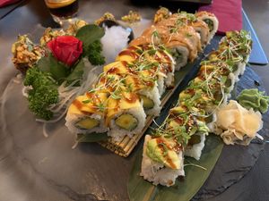 Omakase: Vegane Hauptspeiseplatte  at IKI Sushi Lounge in Weinsberg